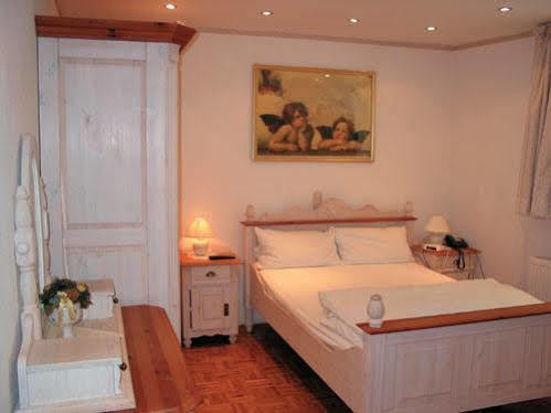Hotel Peter Schaefer Ginsheim-Gustavsburg Luaran gambar